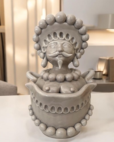 Pupa Grottagliese in Ceramica Fatta  a Mano: Simbolo di Fertilità